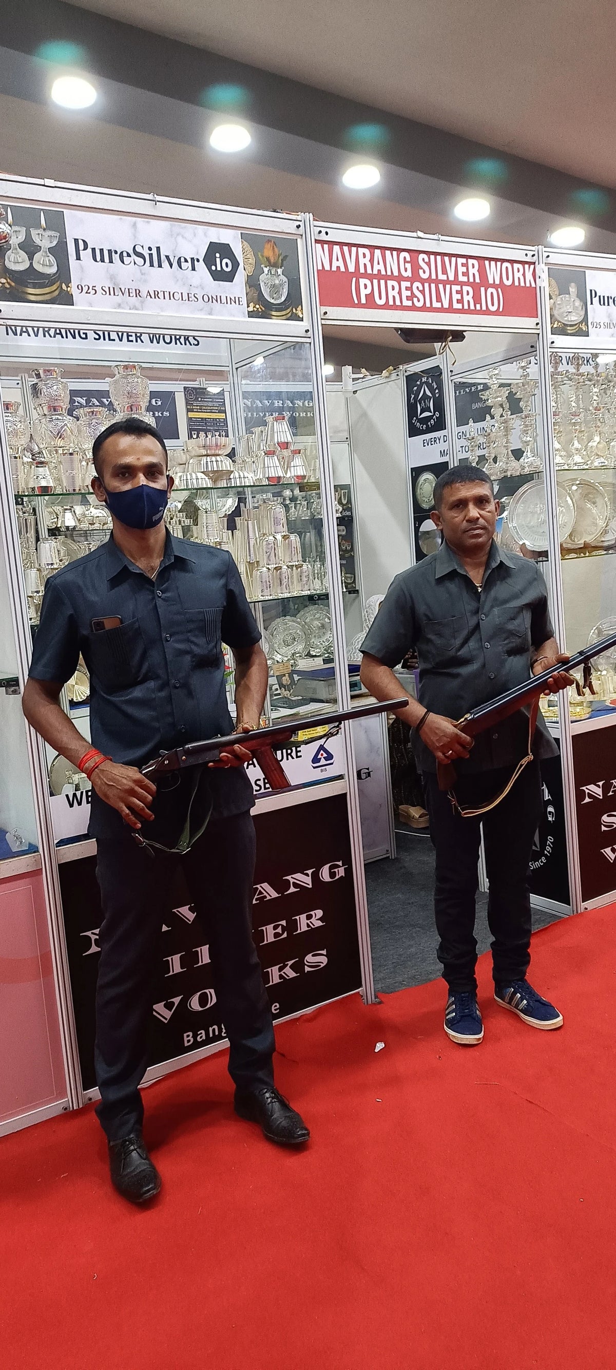 Load video: Watch our factory-direct silver shopping video.