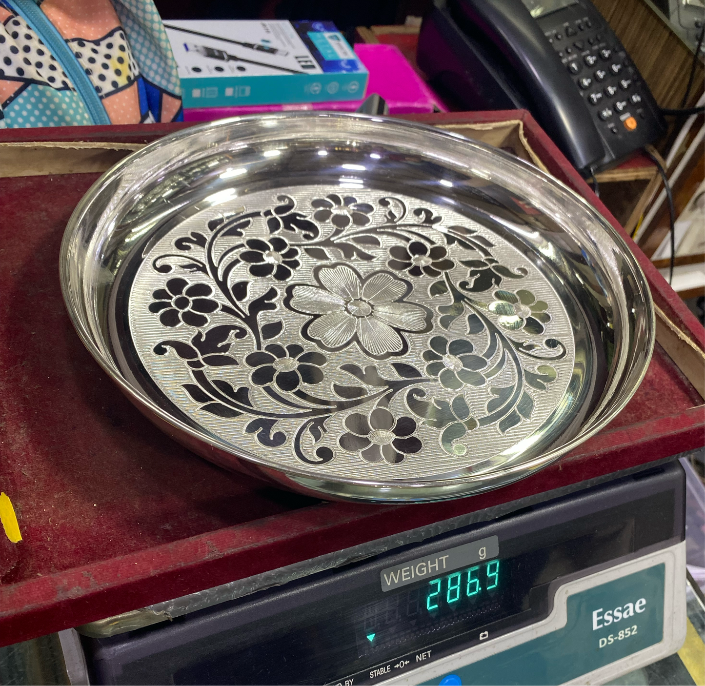 Resell: Designer Pure Silver Plate - Bangalore Silver Thali (6 to 12 inches / 100 gms to 630 gms)