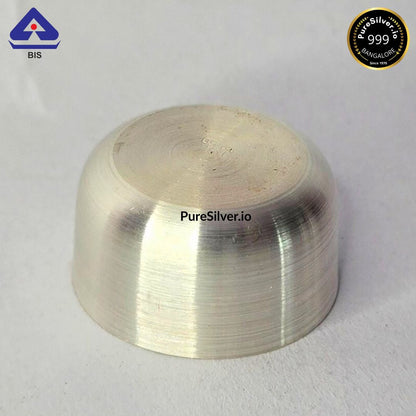 925 Silver Bowl - 3.3 inches (W) 1.5 inches (H) ~83 grams VATI PATTERN